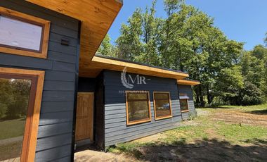 Casa en Parcela, Completamente Nueva, A 5 Minutos de Comercio - Pucón