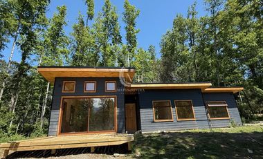 Casa en Parcela, Completamente Nueva, A 5 Minutos de Comercio - Pucón