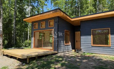 Casa en Parcela, Completamente Nueva, A 5 Minutos de Comercio - Pucón