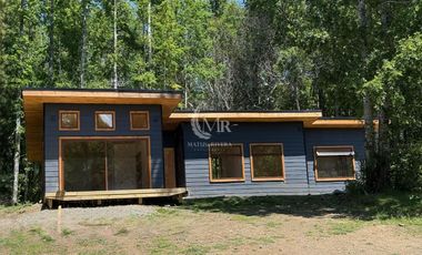 Casa en Parcela, Completamente Nueva, A 5 Minutos de Comercio - Pucón