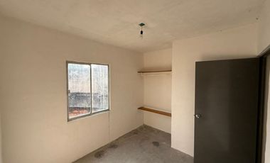 Hermosa Casa Amplia En Fracc. Laguna Real !!!