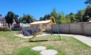 Departamento en Arriendo Estilo Mariposa, Condominio Parque Pucón Oriente, Gastos Comunes Incluidos