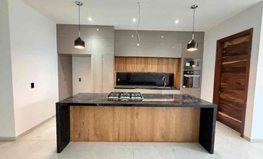 CASA EN VENTA EN VALLE IMPERIAL