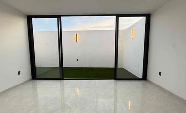 CASA EN VENTA EN VALLE IMPERIAL