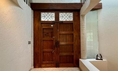 CASA EN VENTA EN LOMAS DE LA HERRADURA