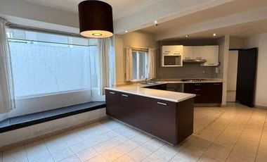 CASA EN VENTA EN LOMAS DE LA HERRADURA
