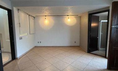 CASA EN VENTA EN LOMAS DE LA HERRADURA