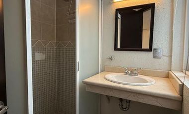 CASA EN VENTA EN LOMAS DE LA HERRADURA