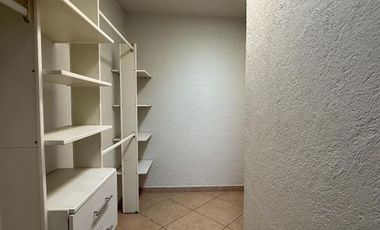 CASA EN VENTA EN LOMAS DE LA HERRADURA