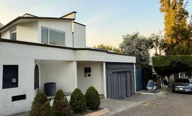 CASA EN VENTA EN LOMAS DE LA HERRADURA