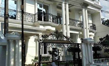 TURUN HARGA..MURAH Rumah American Clasik modern  FULL FURNISH Nagreg SIAP hunni