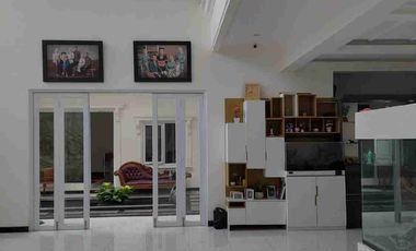 TURUN HARGA..MURAH Rumah American Clasik modern  FULL FURNISH Nagreg SIAP hunni