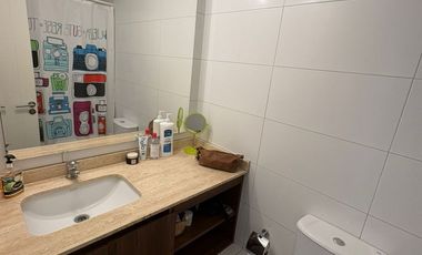 ARRIENDA EXCELENTE DEPARTAMENTO 2 DORMITORIOS CONDOMINIO BARRIO INGLES