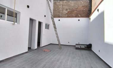 OFICINA EN RENTA RECIEN REMODELADA