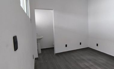 OFICINA EN RENTA RECIEN REMODELADA
