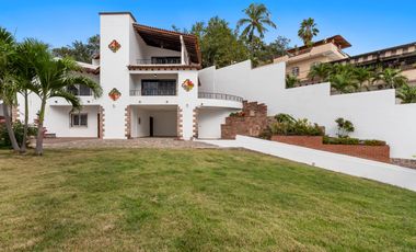 Casa en Venta en Puerto Vallarta con Potencial de Desarrollo – El Calvario, Pitillal
