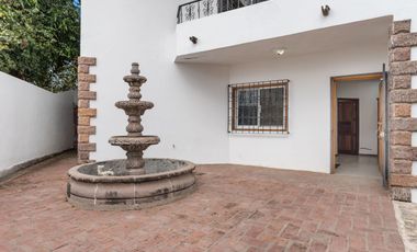 Casa en Venta en Puerto Vallarta con Potencial de Desarrollo – El Calvario, Pitillal