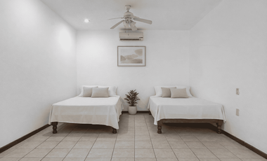 Casa en Venta en Puerto Vallarta con Potencial de Desarrollo – El Calvario, Pitillal