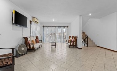 Casa en Venta en Puerto Vallarta con Potencial de Desarrollo – El Calvario, Pitillal