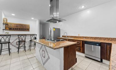 Casa en Venta en Puerto Vallarta con Potencial de Desarrollo – El Calvario, Pitillal