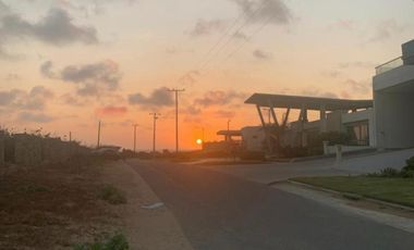 ARRIENDO APARTAMENTO PUNTA ROCA