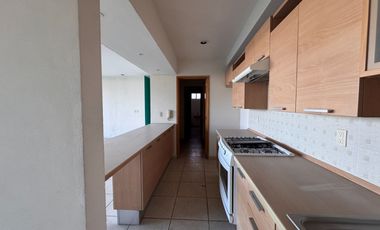 OFICINAS EN RENTA ZONA NORTE LEON GTO SOBRE BLV.CAMPESTRE A UNA CALLE DE UNIVERSIDAD LA SALLE