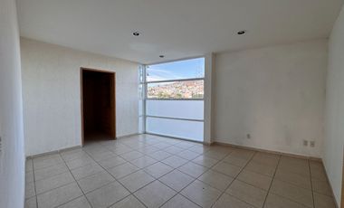 OFICINAS EN RENTA ZONA NORTE LEON GTO SOBRE BLV.CAMPESTRE A UNA CALLE DE UNIVERSIDAD LA SALLE