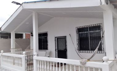 Casa en venta en Salinas – Cdla. Las Dunas (atrás de Megamaxi)