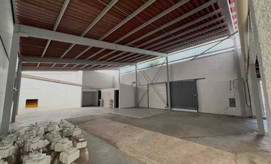 Bodega a pie de calle