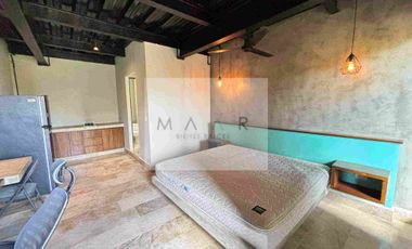 Renta de Estudio Amueblado con Alberca en 2do Nivel Sobre Av. Fonatur, a metros de Av. Huayacán