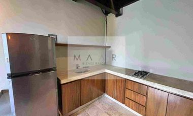 Renta de Estudio Amueblado con Alberca en 2do Nivel Sobre Av. Fonatur, a metros de Av. Huayacán