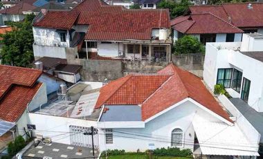 Bintaro Sektor 1 Rumah Siap Huni Depan Taman