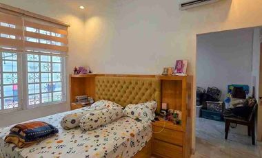 Bintaro Sektor 1 Rumah Siap Huni Depan Taman