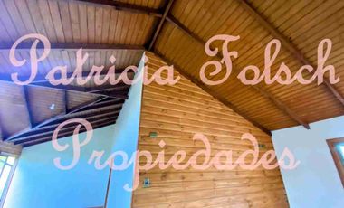 Parcela y Casa con Recepción final. Ideal para C. Hipotecario. Bellísima construcción con excelente estándares. En el campo a pocos minutos de la ciudad.