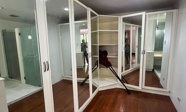 Paseo De Magallanes Village For Rent
