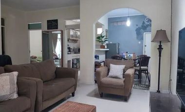 murah banget Rumah siap huni di kawasan strategis Cibabat, lingkungan aman dan nyaman, dekat berbagai fasilitas umum.