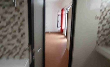 disewa rumah hook di jalan utama 2 lt kt 3+2 hadap utara barat