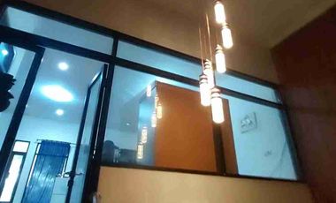 disewa rumah hook di jalan utama 2 lt kt 3+2 hadap utara barat