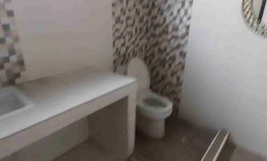 disewa rumah hook di jalan utama 2 lt kt 3+2 hadap utara barat