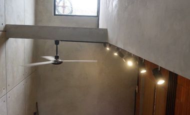 RUMAH 2 LANTAI INDUSTRIAL MODERN NUSA LOKA BSD 'GLB144'