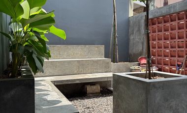 RUMAH 2 LANTAI INDUSTRIAL MODERN NUSA LOKA BSD 'GLB144'