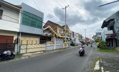 Rumah Siap Huni Pinggir Jalan Aspal Congcat Sleman – Strategis Cocok untuk Hunian & Usaha!