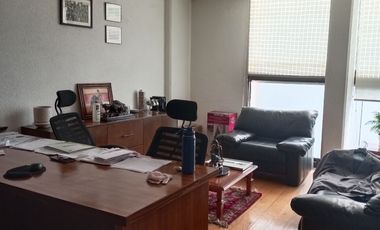 OFICINA EN VENTA EN TLALPAN, EXCELENTE UBICACIÓN ENTRE METRO NATIVITAS Y METRO PORTALES