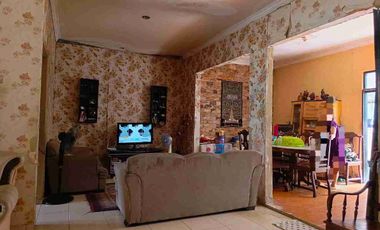 Dijual Rumah 2 lantai di Grand Garden