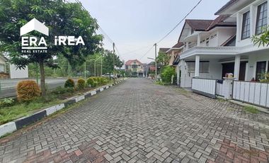 RUMAH DIJUAL ATAU DISEWAKAN DI JOGJA DEKAT KAMPUS UGM DAN MONUMEN YOGYA KEMBALI