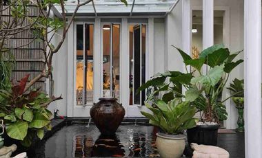 Dijual Rumah  2 lantai 4+3 kamar tidur lokasi di ragunan Jakarta Selatan