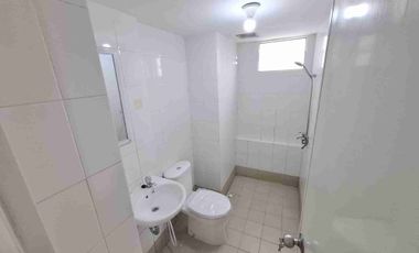 Dijual Apartement 3kamar kosongan di samping mall Bassura city