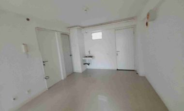 Dijual Apartement 3kamar kosongan di atas mall Bassura city