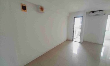 Dijual Apartement 3kamar kosongan di atas mall Bassura city