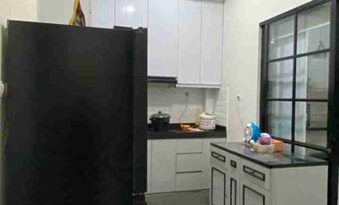 Dijual rumah  2 lantai 4 kamar tidur dekat kampus UI, dekat pintu toll kukusan beji depok Jawa Barat